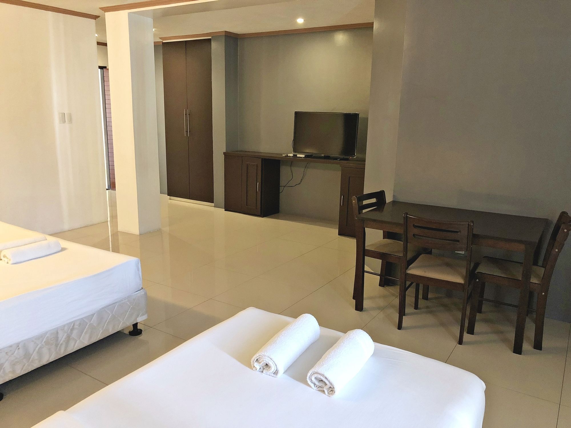 Daj Suites Boutique Hotel Tagaytay City Kültér fotó