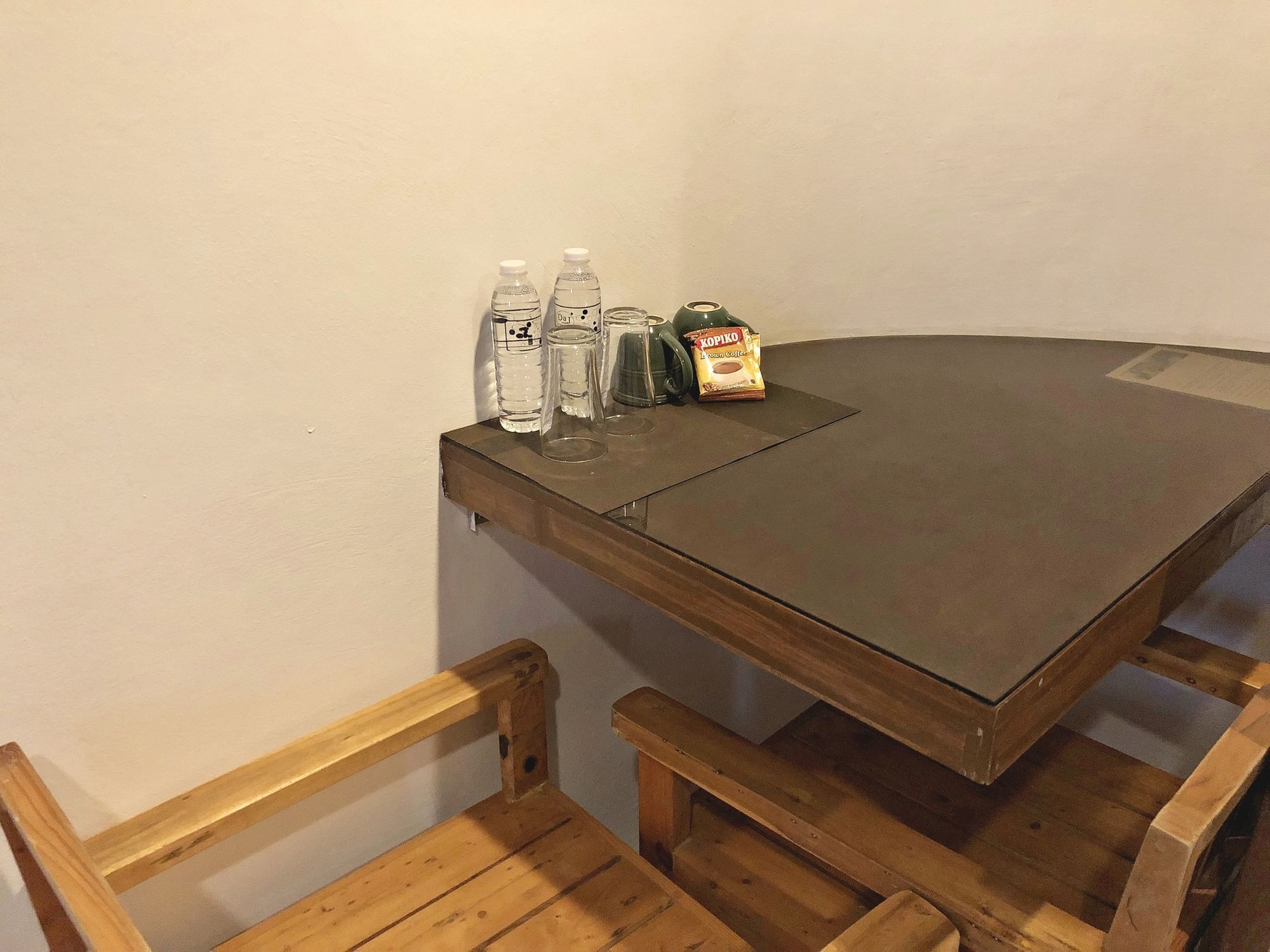 Daj Suites Boutique Hotel Tagaytay City Kültér fotó