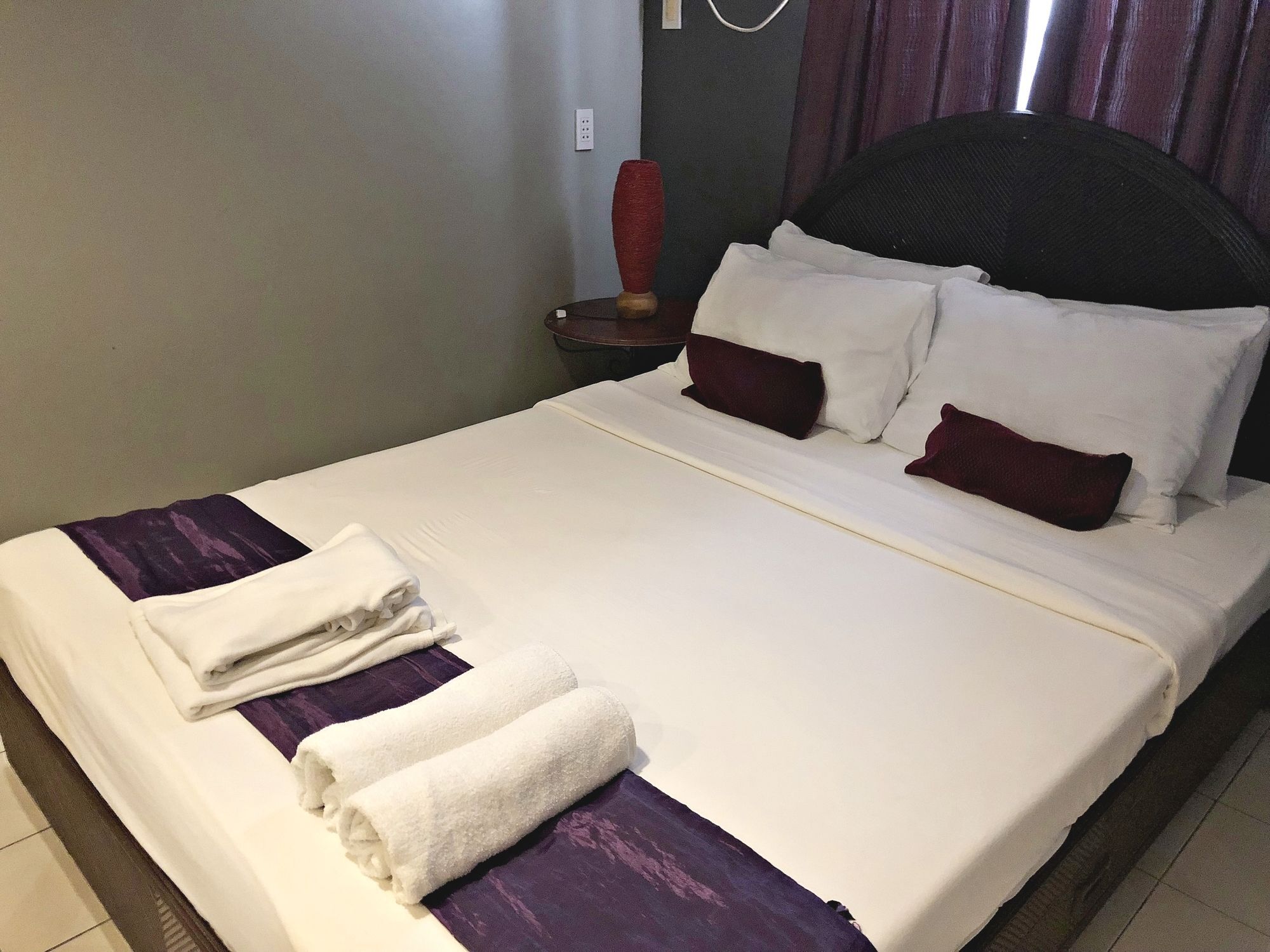 Daj Suites Boutique Hotel Tagaytay City Kültér fotó