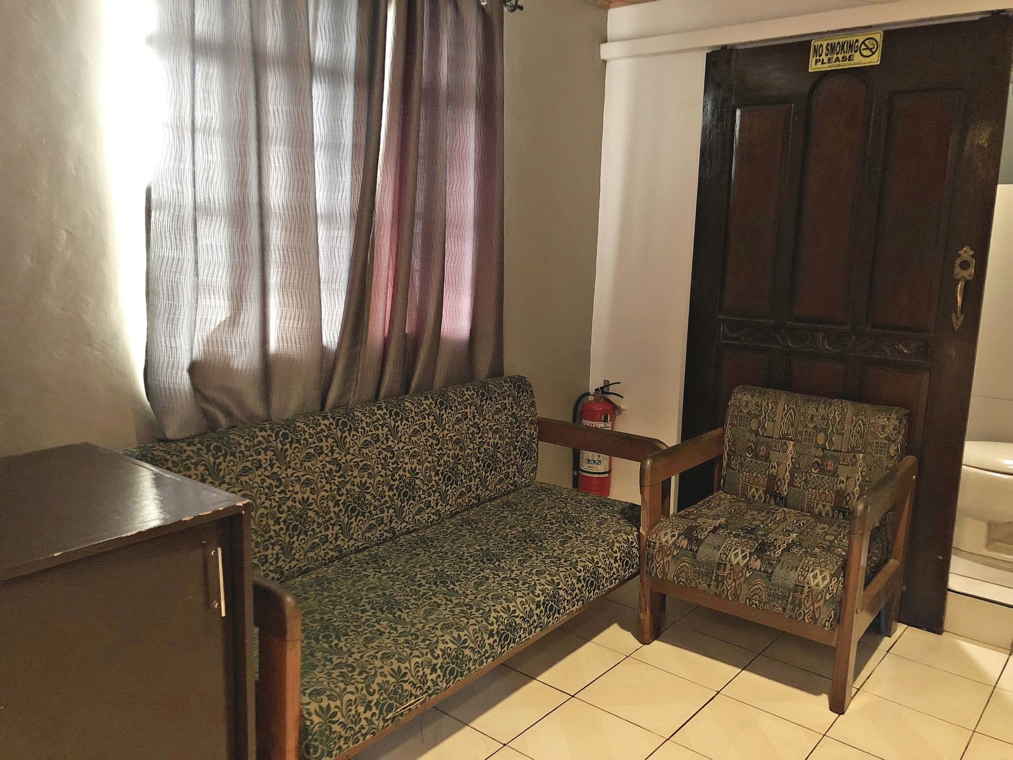 Daj Suites Boutique Hotel Tagaytay City Kültér fotó